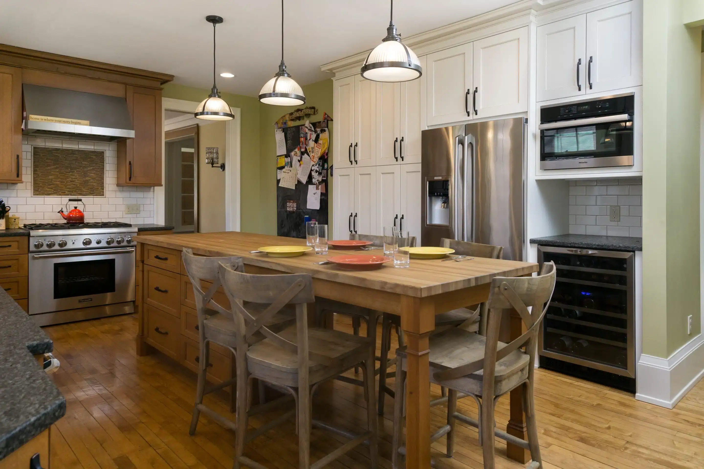 Mission-Style-Kitchen-Cleveland-Heights-OH-004-scaled-e1689666166387